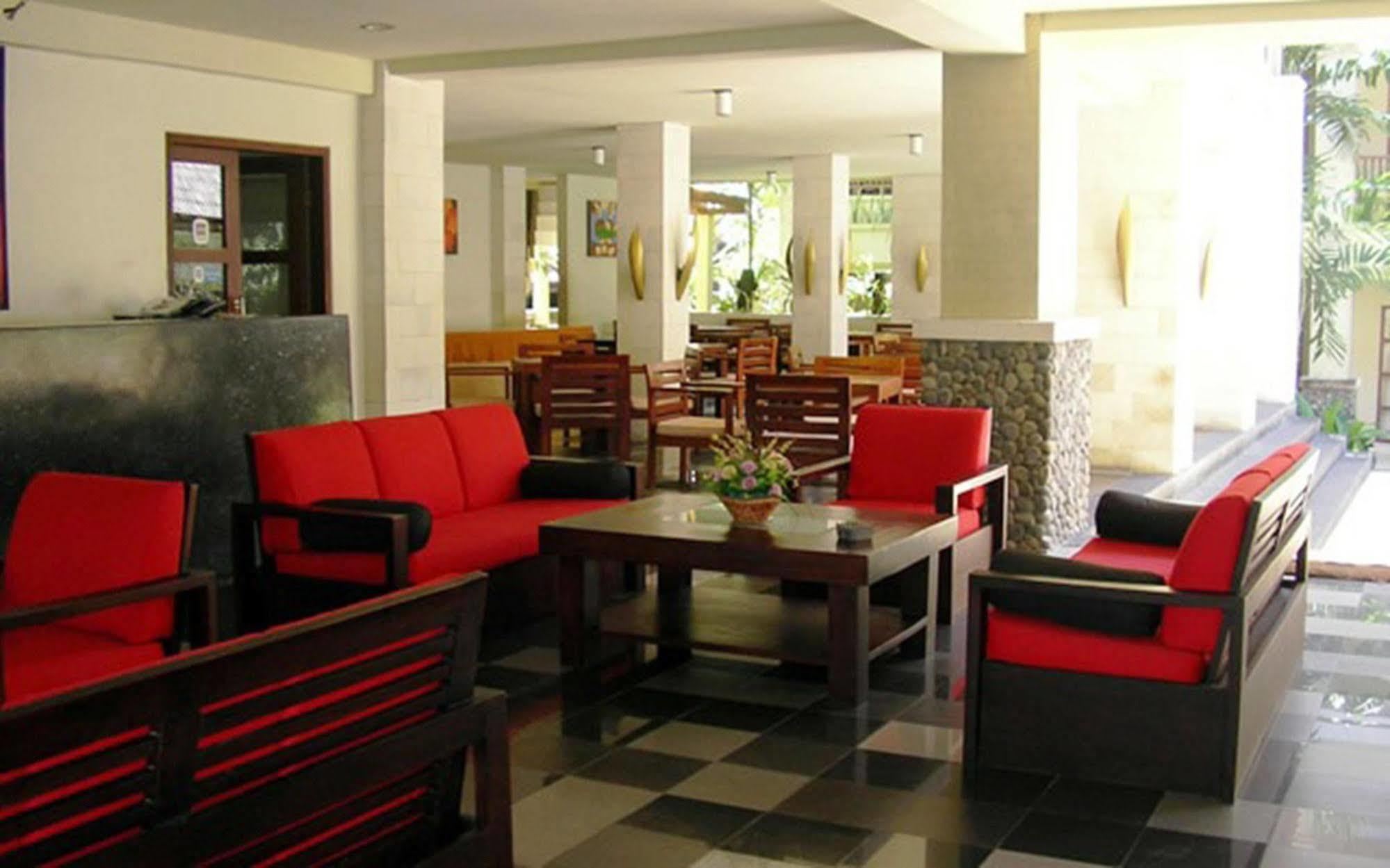 Fourteen Roses 3* Legian